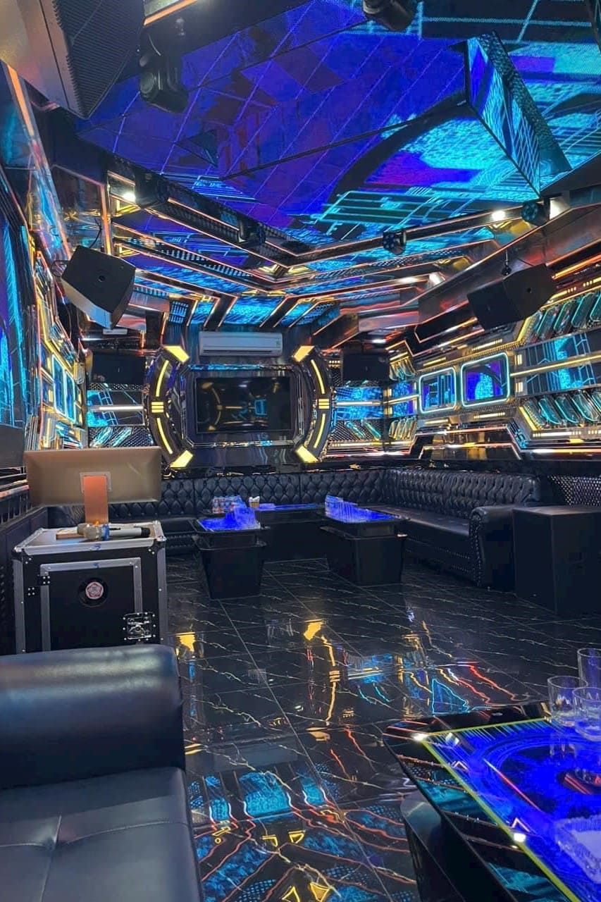 Karaoke BinBo - Ngõ 81 Láng Hạ