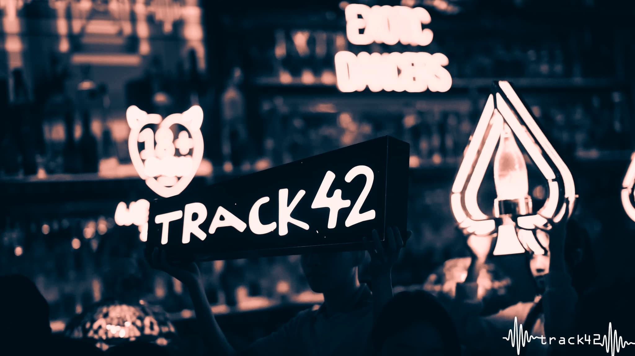 TRACK 42 - 42L Yên Phụ Lớn