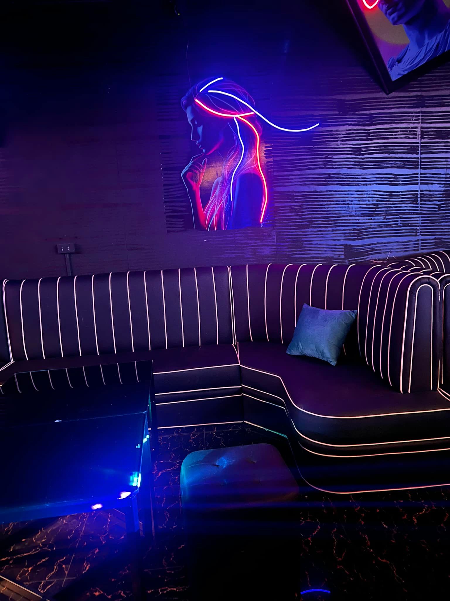 STORM Lounge - 275 Nguyễn Trãi