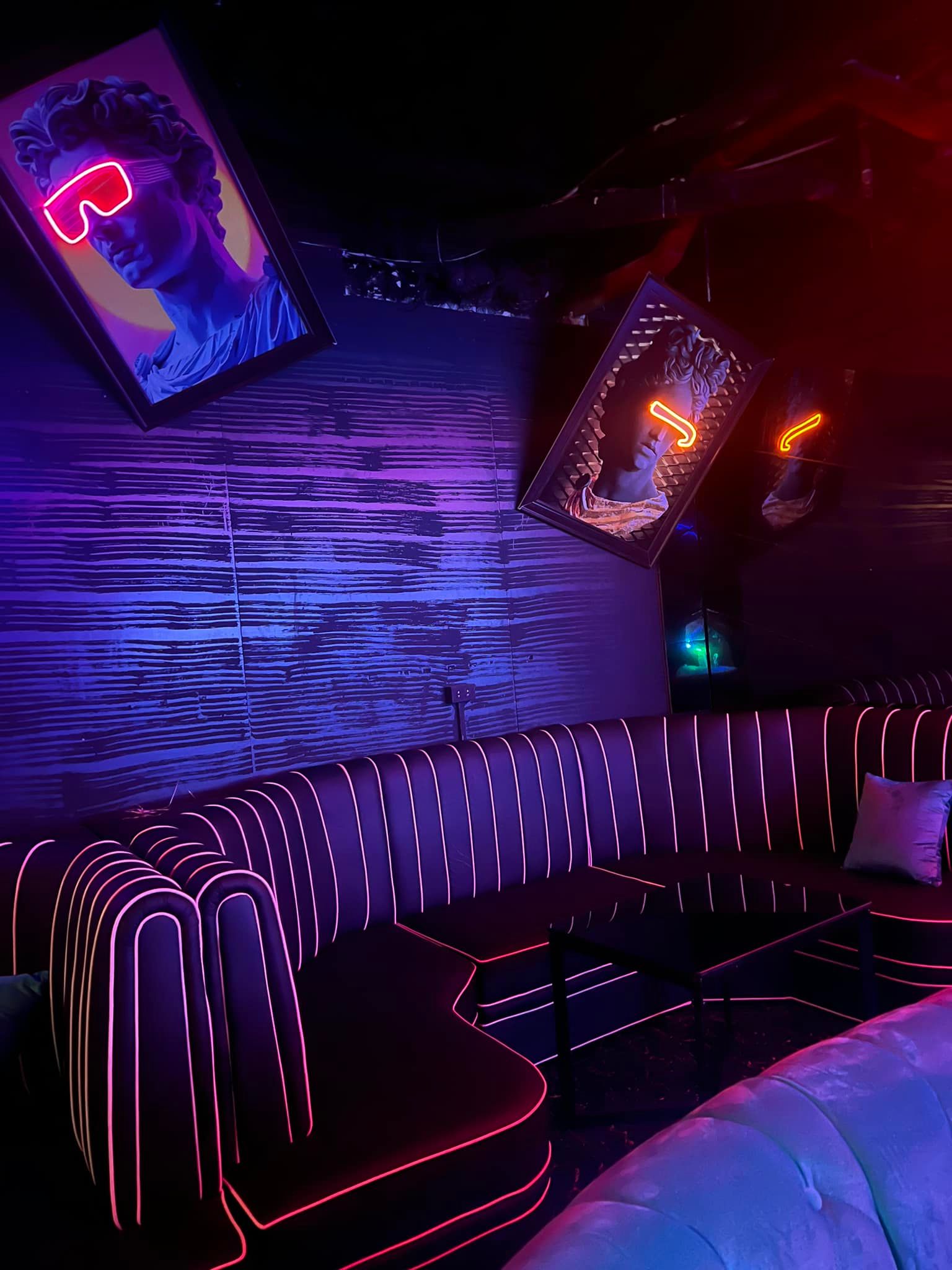 STORM Lounge - 275 Nguyễn Trãi