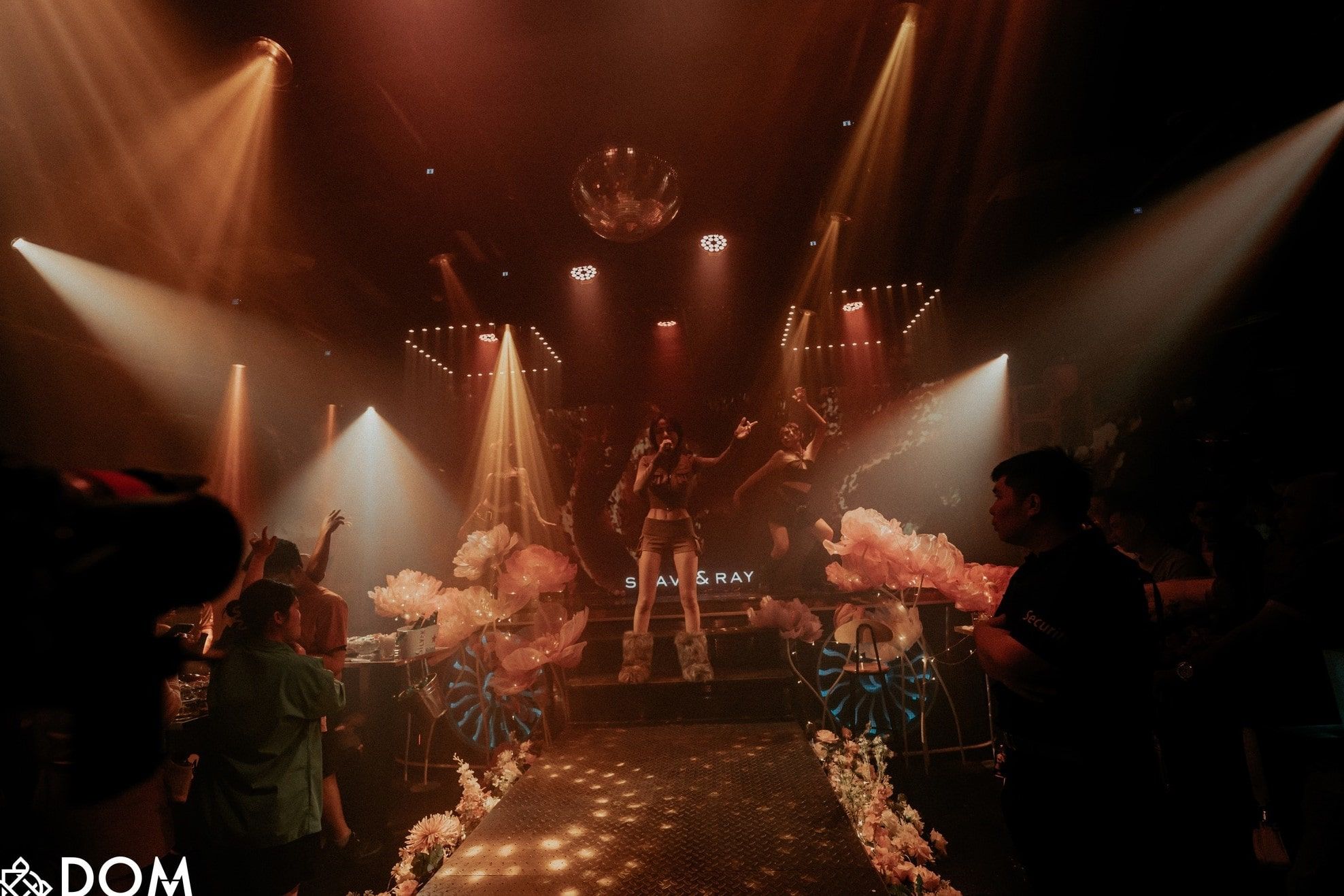 DOM - 51A Vân Đồn