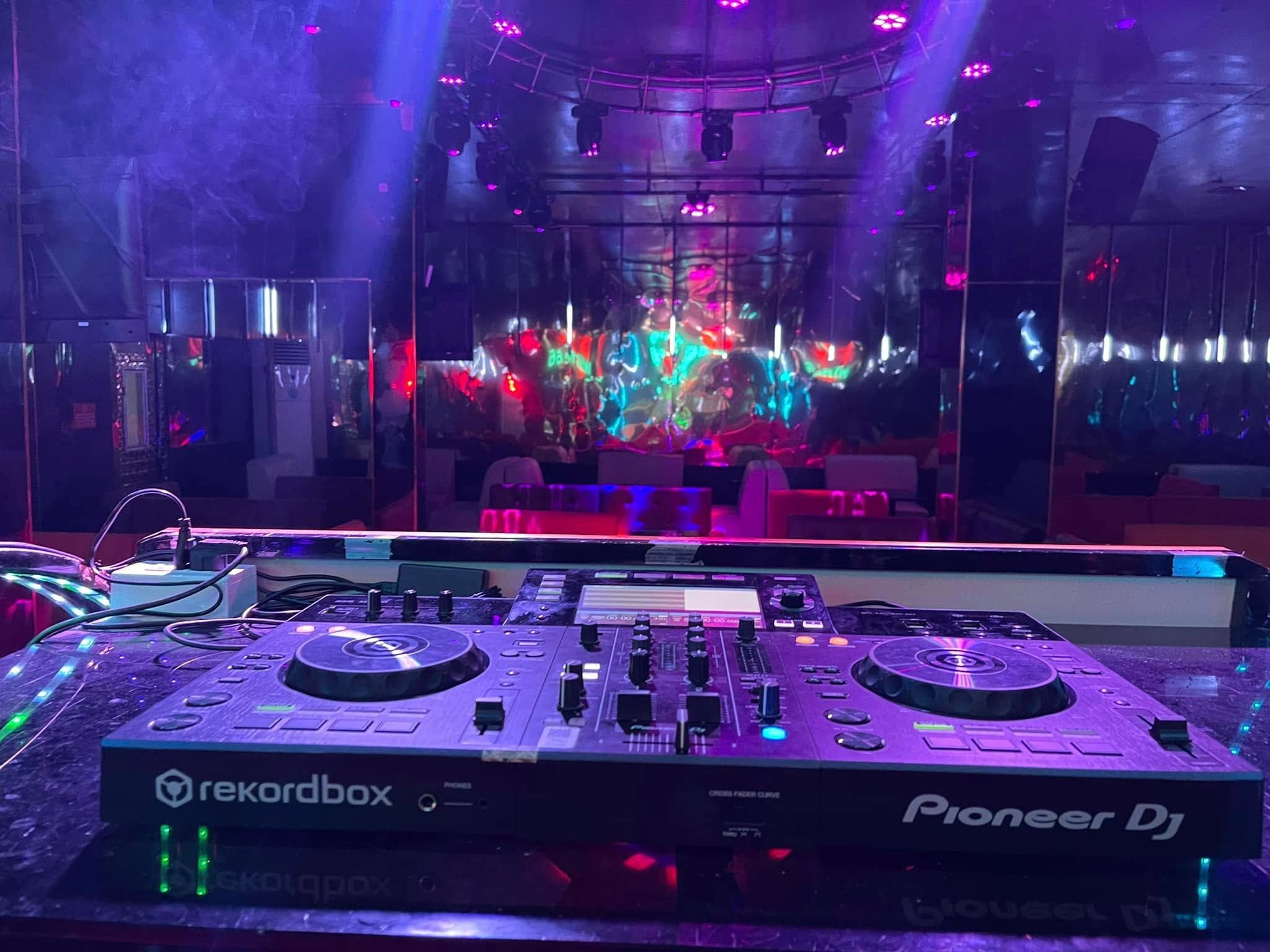 Cafe DJ Win 66 - 66 Tuy Lý Vương