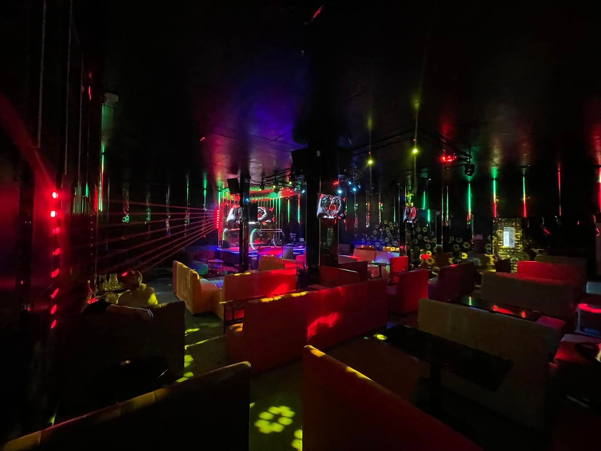 Cafe DJ Win 66 - 66 Tuy Lý Vương