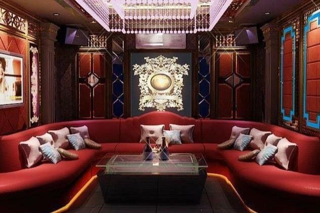 The King Club - Lê Thanh Nghị