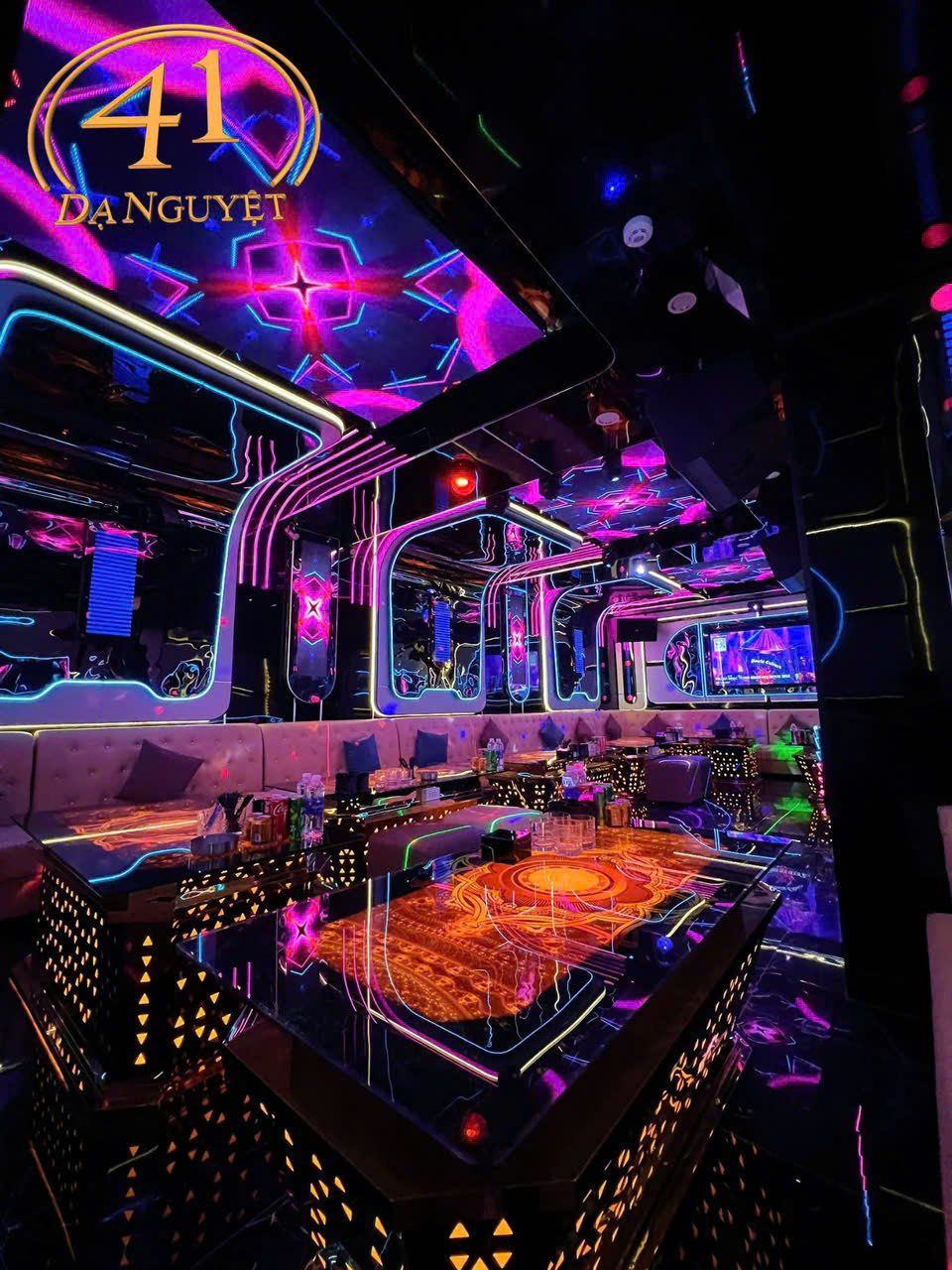 Karaoke 41 Luxury KTV - 41 Nguyễn Duy Dương