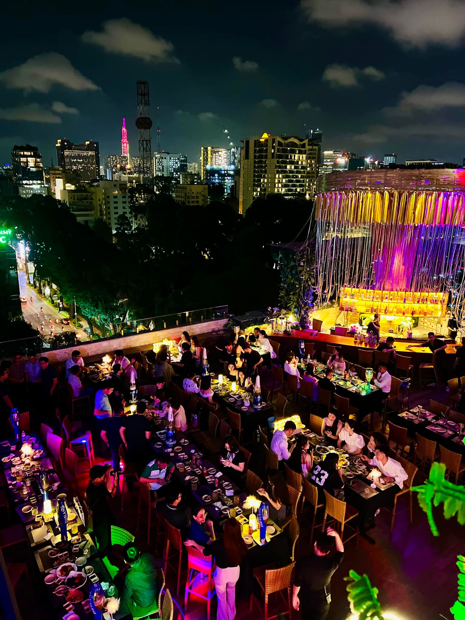 Han Sky Rooftop Garden - 222 Điện Biên Phủ