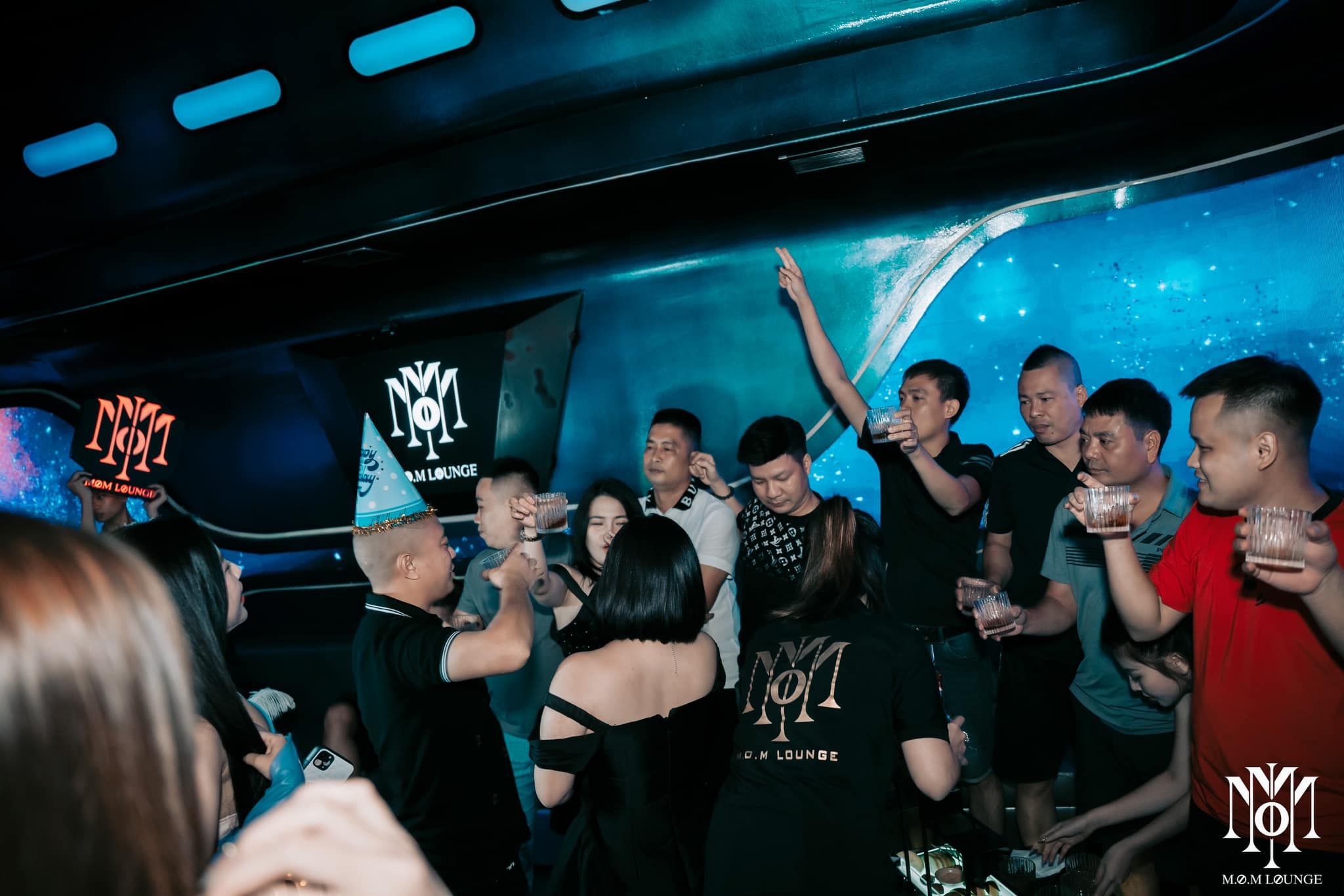 M.O.M Lounge Việt Trì - 419 Nguyễn Du