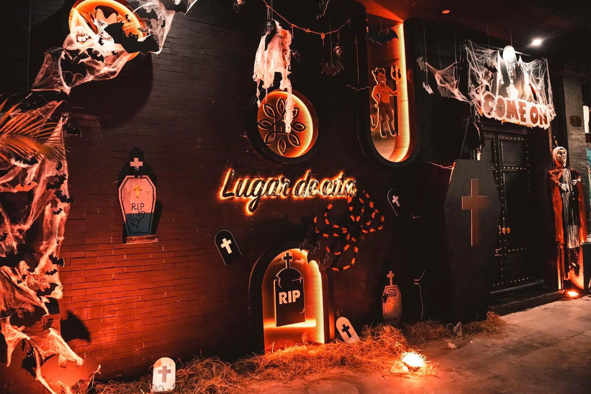 Lugardecita Coffee & Lounge - 11 Hàng Tre