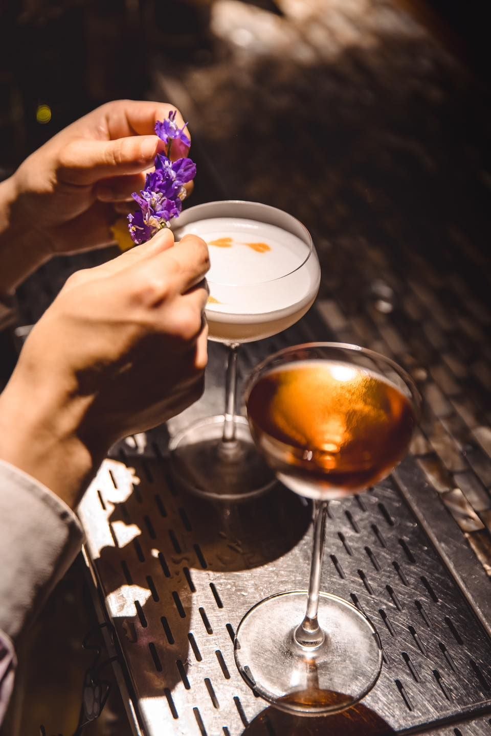 The Black Sheep - Cocktail Theatre - 28 Tống Duy Tân