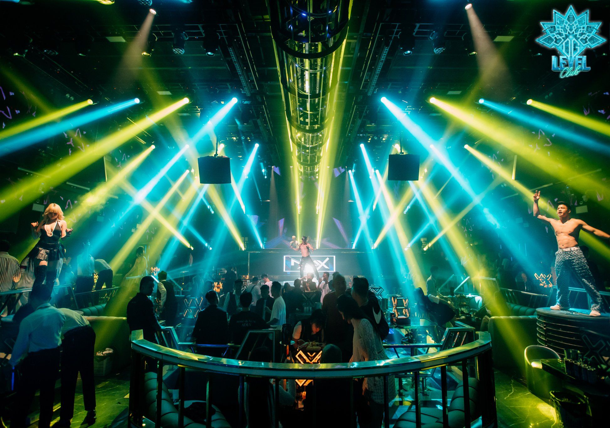 Level Club - 99 Nguyễn Trường Tộ