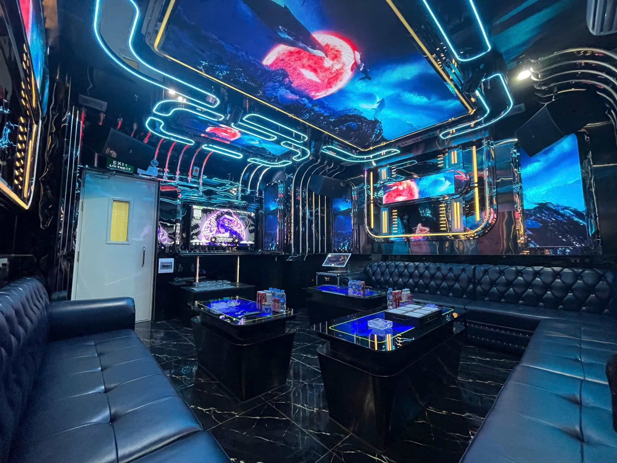 Karaoke Ngân Hà - Ngõ 81 Láng Hạ