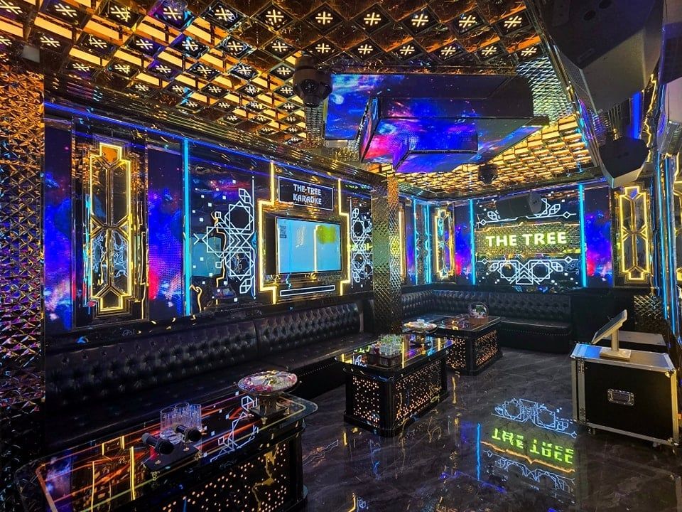 Karaoke The Tree - 221 Phan Văn Trị