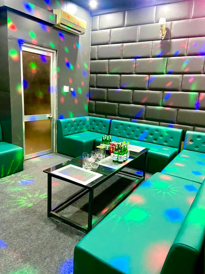 Orchid Girl Bar & Lounge - 307 Dương Đình Nghệ