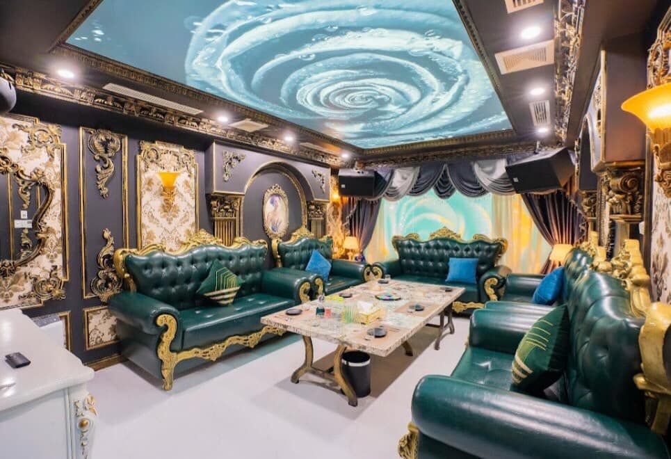 Karaoke Classic - 202 Nguyễn Tuân