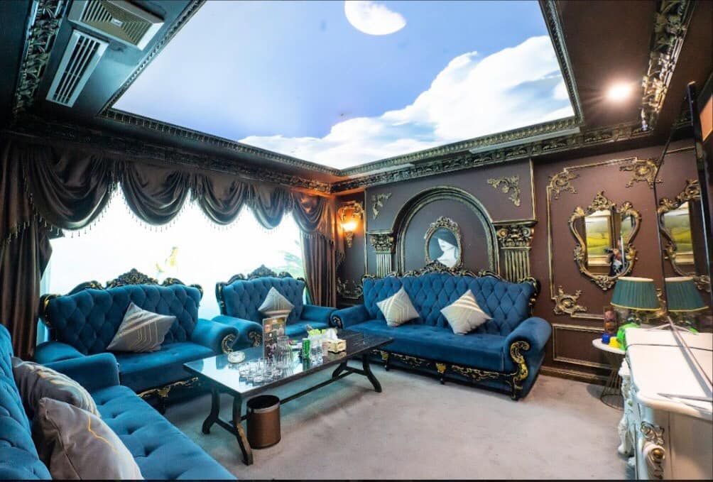 Karaoke Classic - 202 Nguyễn Tuân