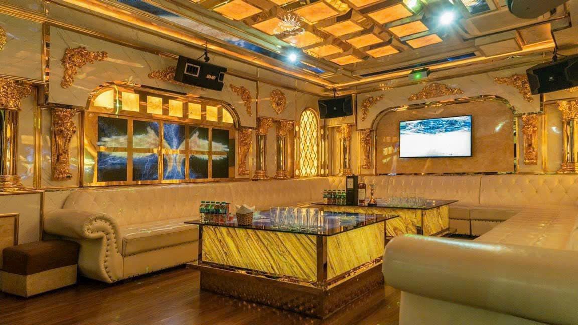 Karaoke Lucky - 10 Hòa Mã