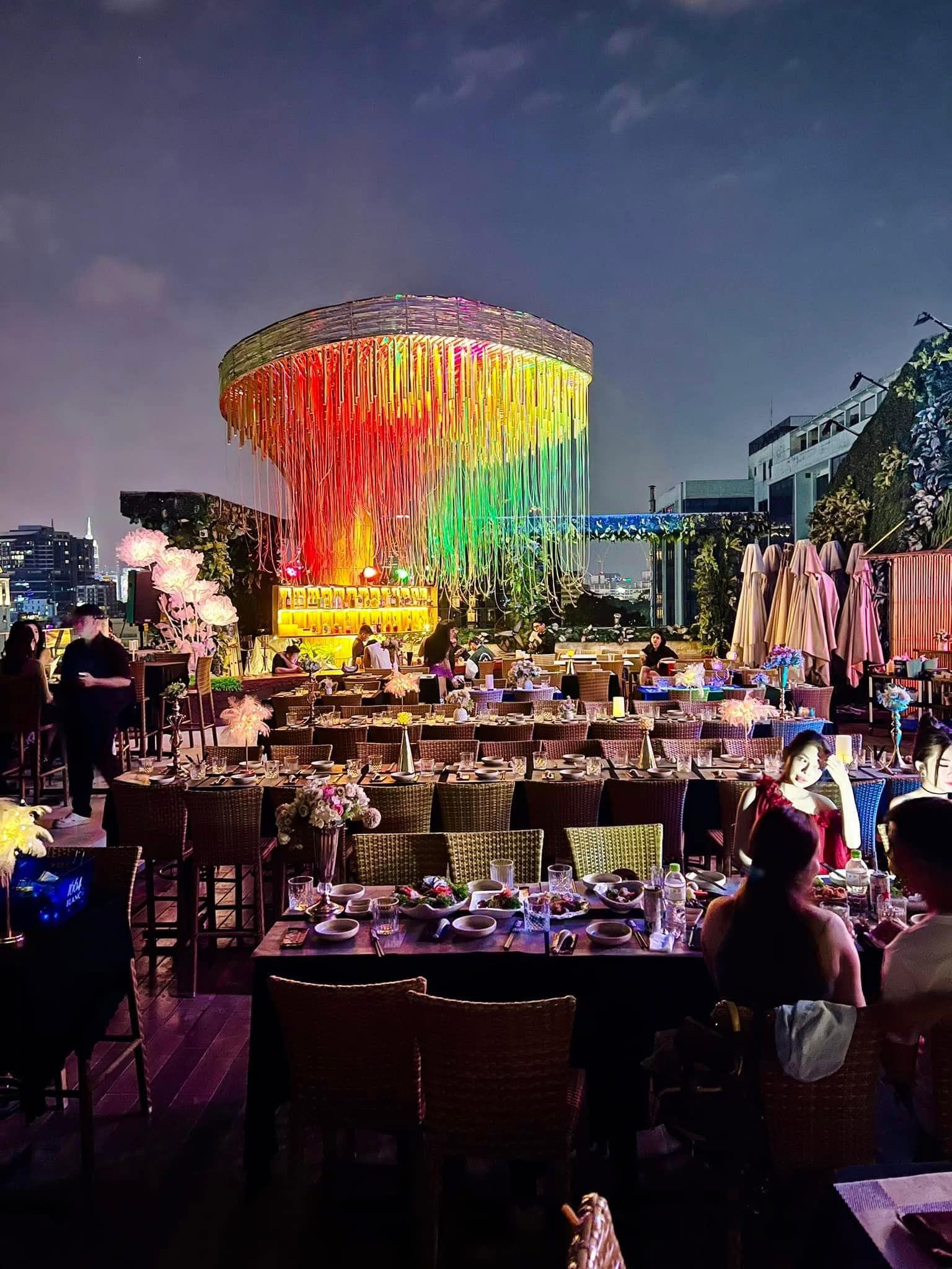 Han Sky Rooftop Garden - 222 Điện Biên Phủ