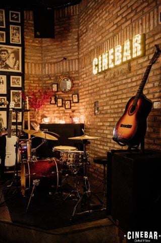 Cinebar Cocktail & Wine - 41 Hàng Bài