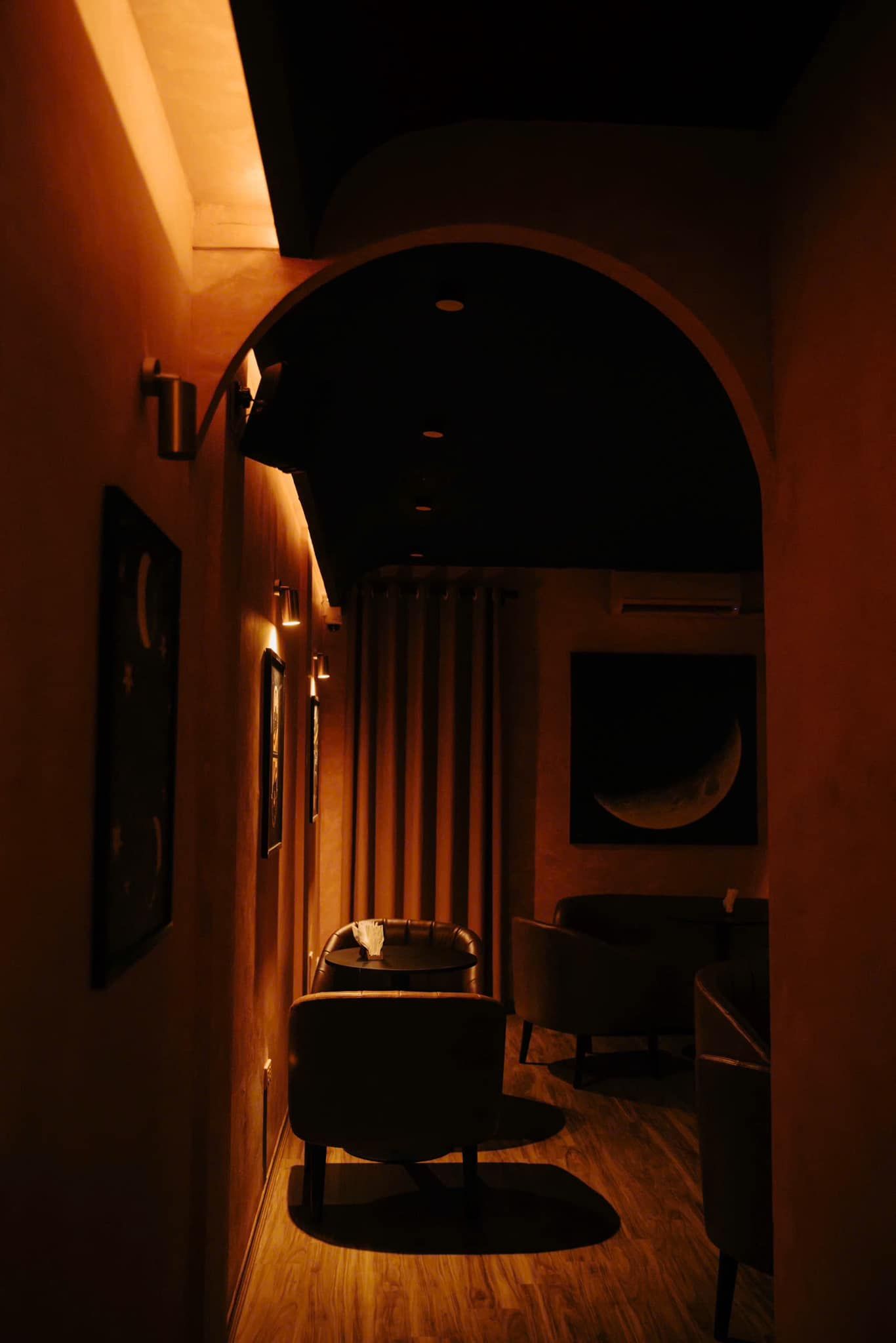 The Astro - Ha Noi Whisky & Cocktail Bar - 28 Ngõ 36 Đào Tấn
