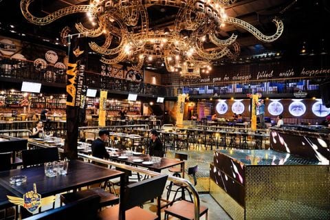 BJS Beer Garden - 175B Cao Thắng