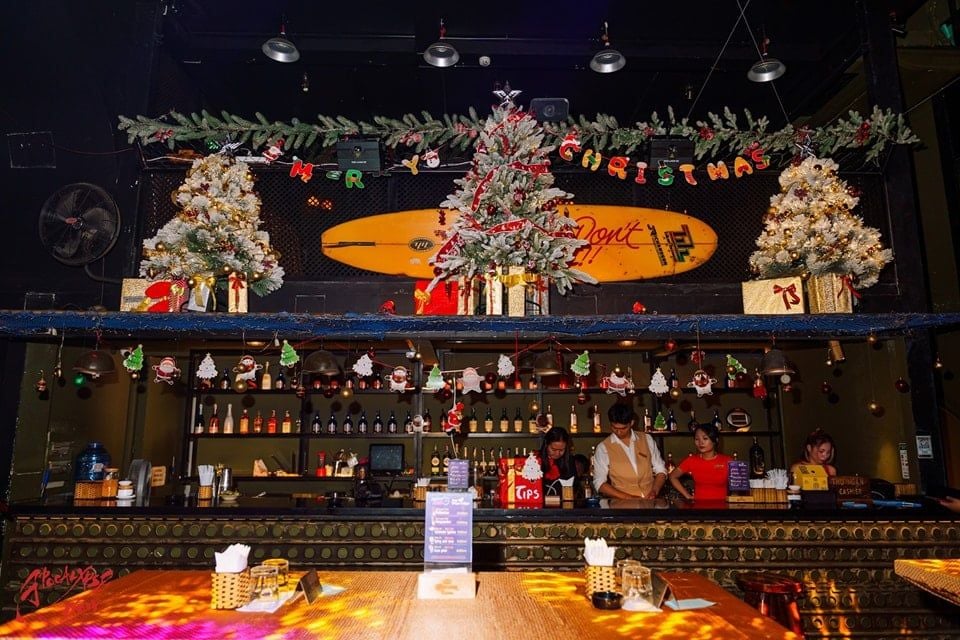 Apocalypse Now Sai Gon - 2F Thi Sách