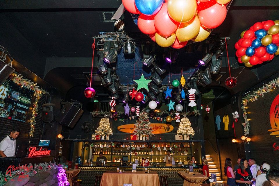 Apocalypse Now Sai Gon - 2F Thi Sách