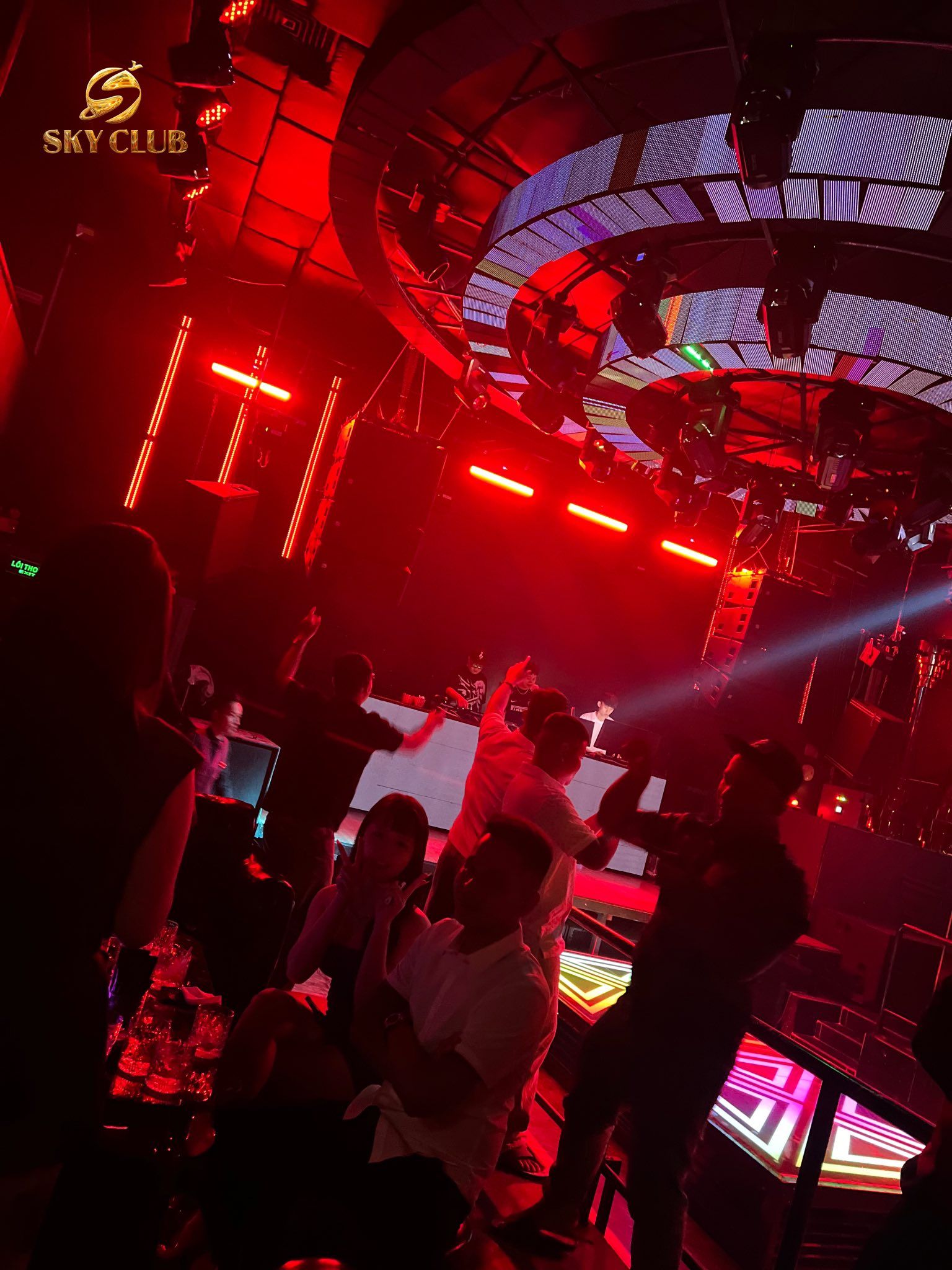 Sky Club - 17A Nguyễn Văn Trỗi