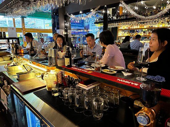 Terroir Wine Bar - 149 Đề Thám