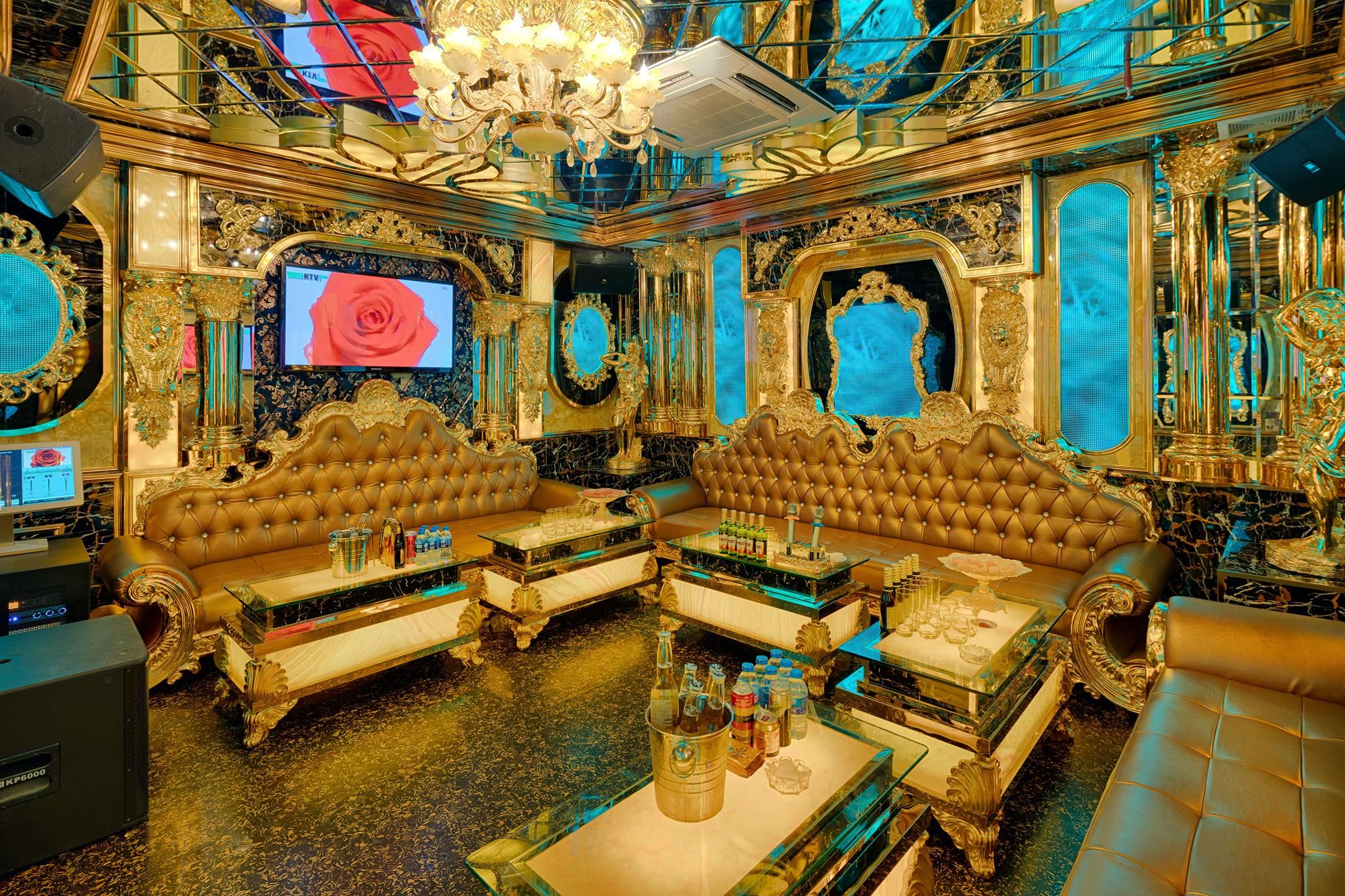 Karaoke Grand - 300 Xã Đàn