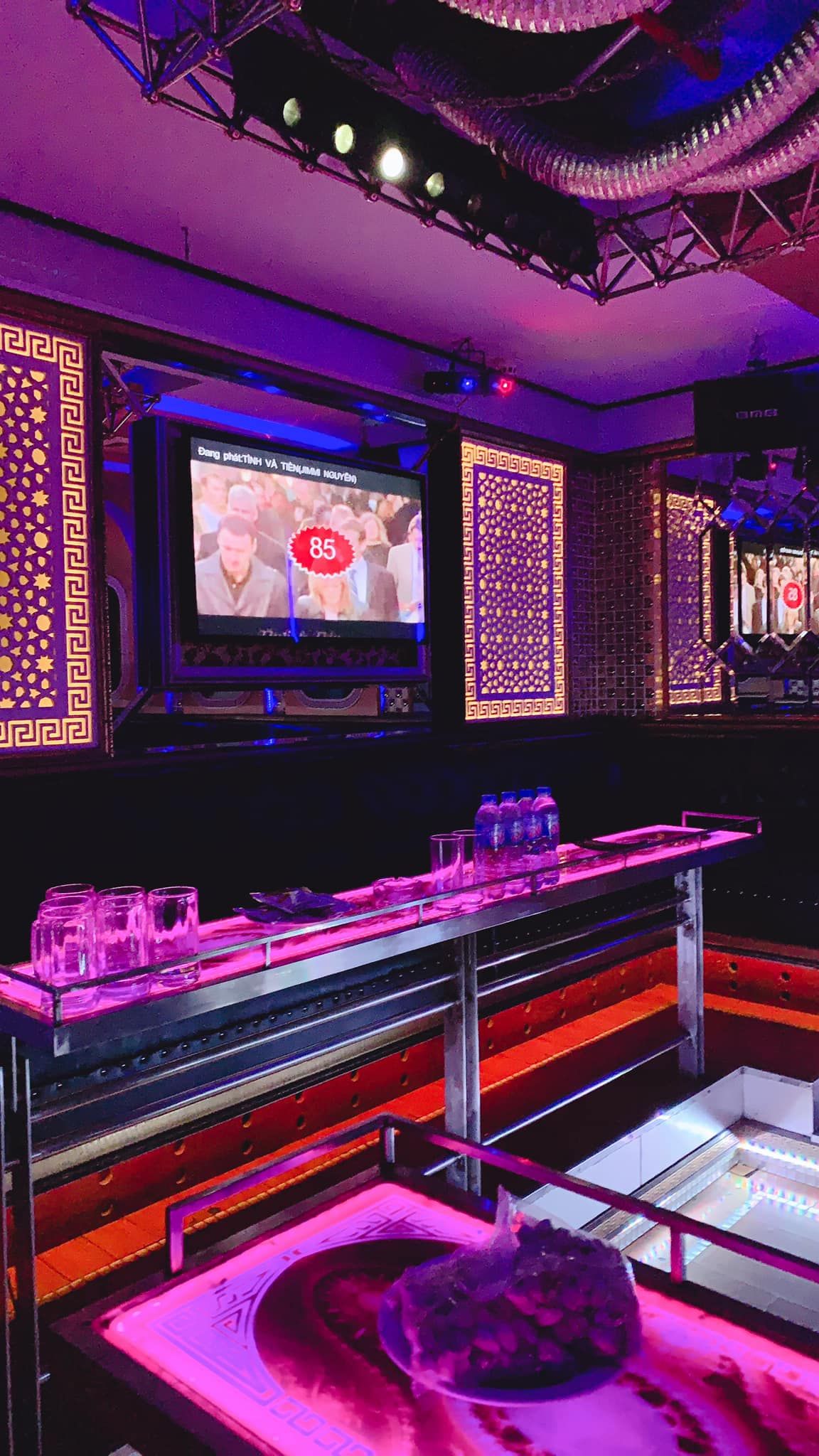 Karaoke Thanh Hằng - Ngõ 135 Đội Cấn