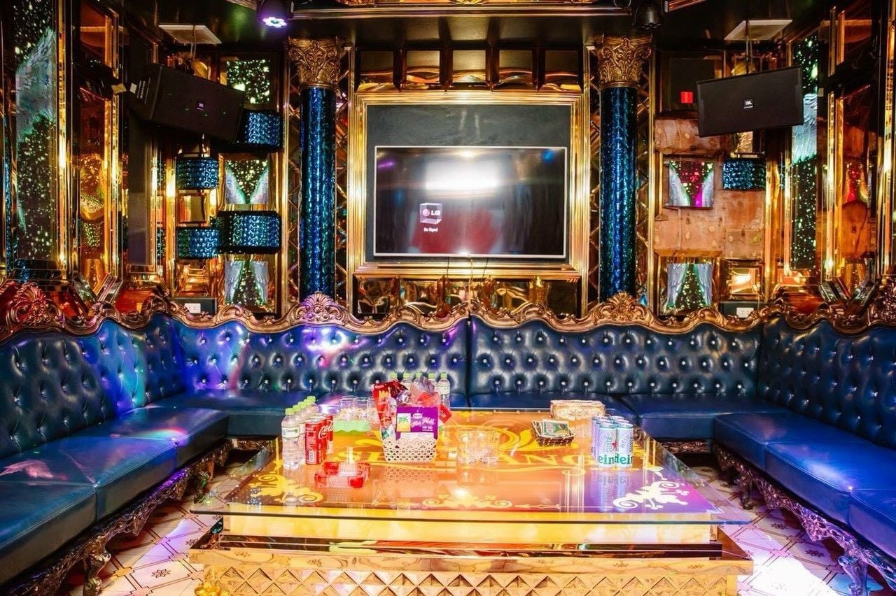 Karaoke Sen Vàng KTV - Khu 9A Bãi Cháy