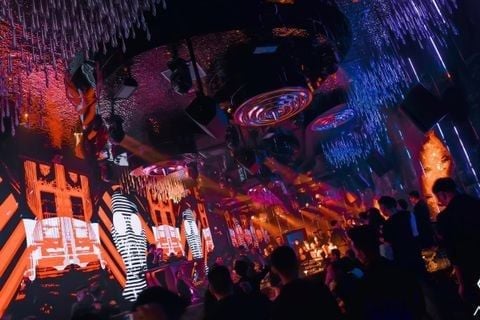 X-Space - 50 - 52 Hàng Bè