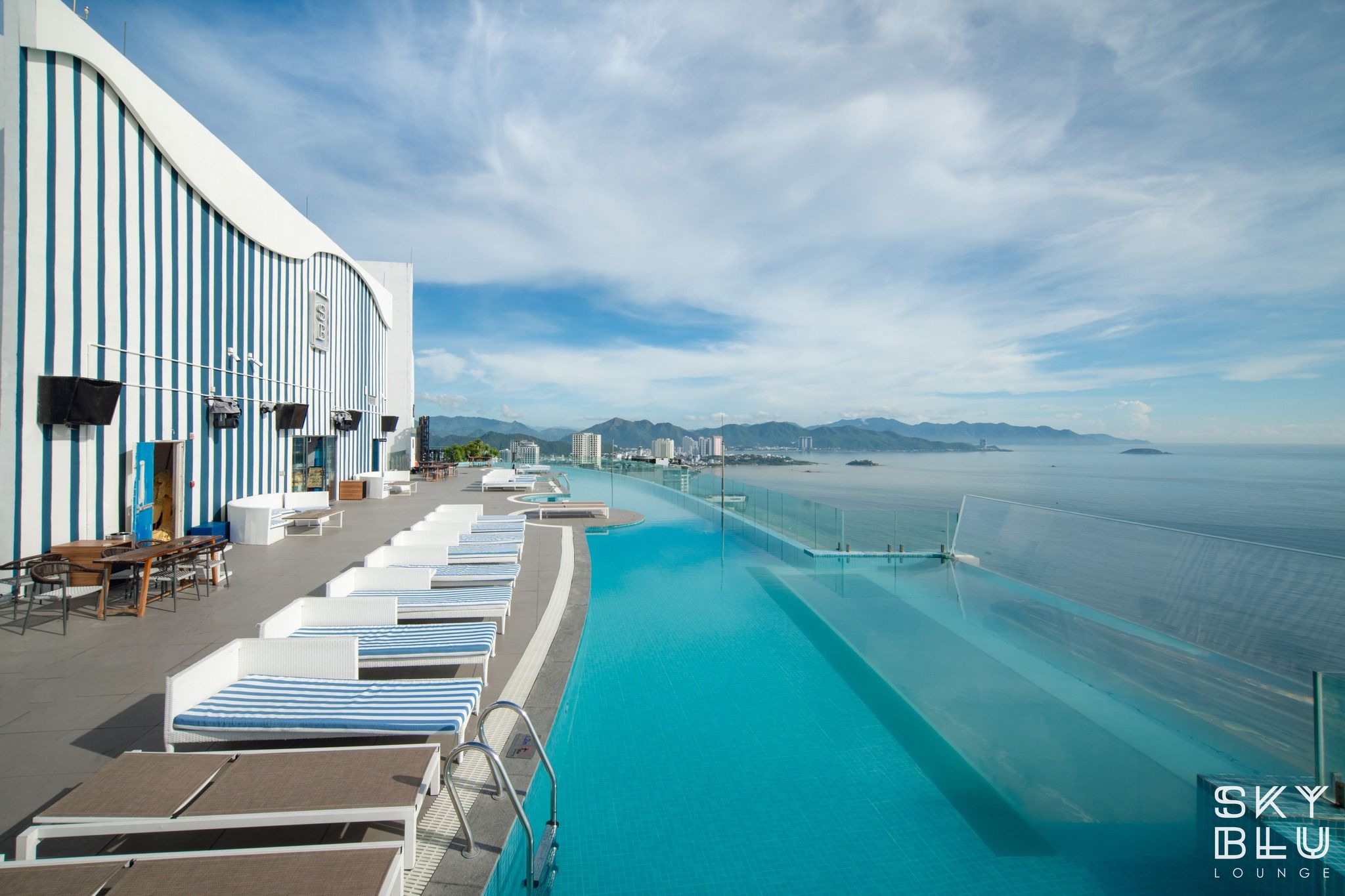 Sky Blu Nha Trang - 2 Nguyễn Thị Minh Khai