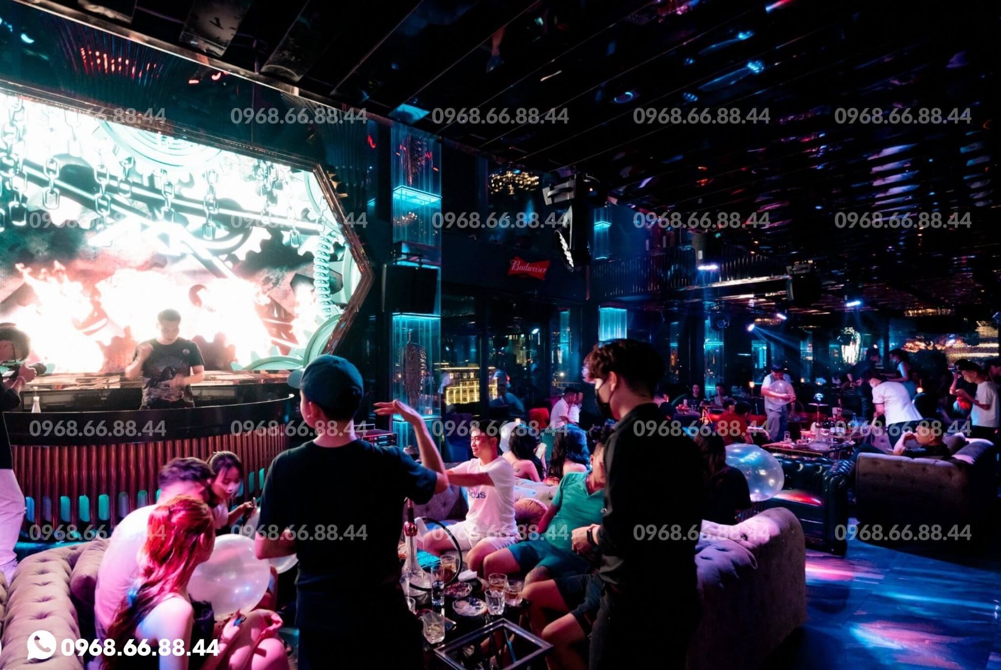 Karaoke Sandy - 92 Trần Quang Khải