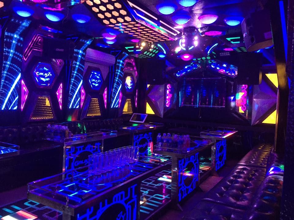 Karaoke XO - 166 Hoàng Quốc Việt