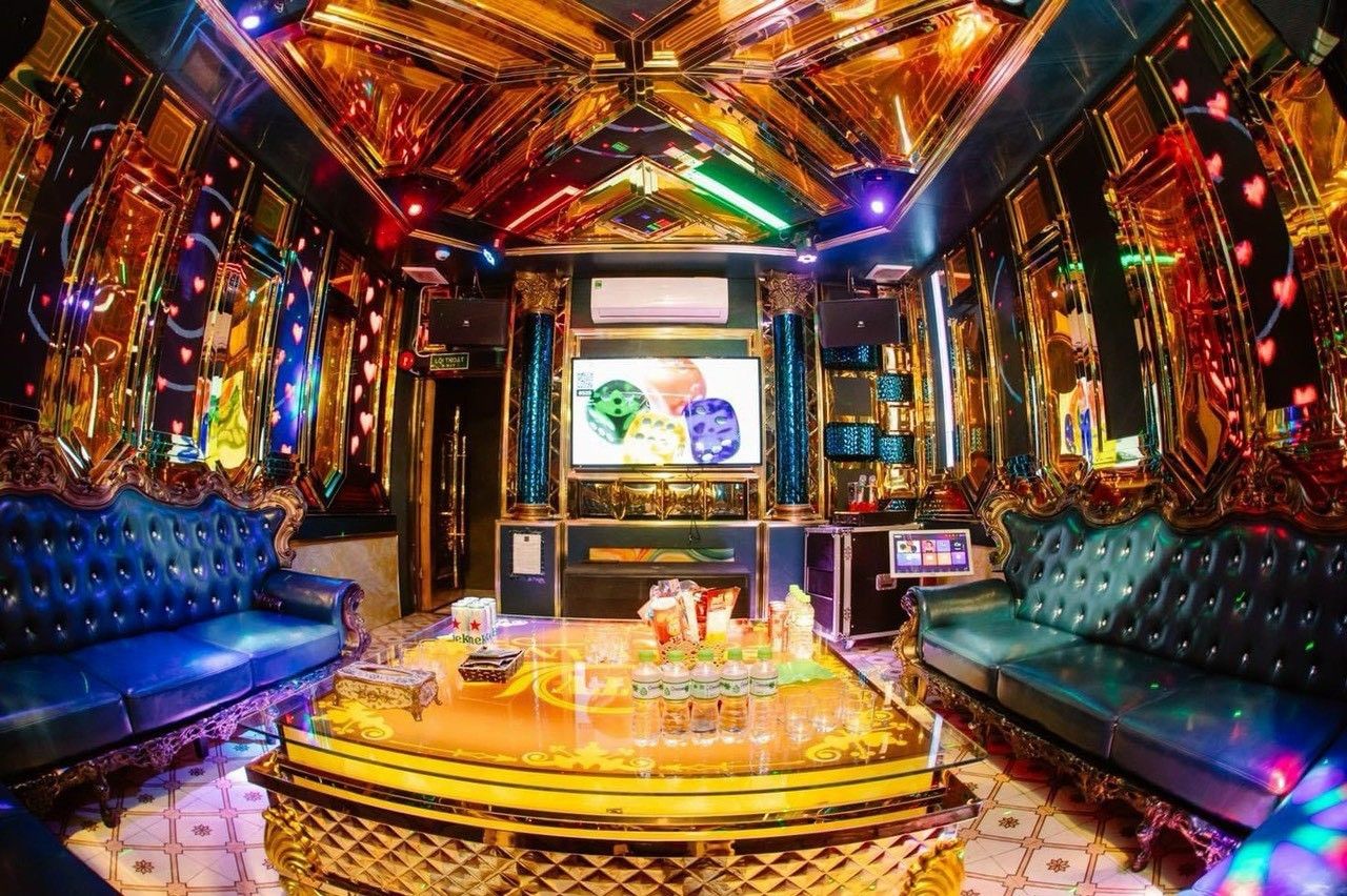 Karaoke Sen Vàng KTV - Khu 9A Bãi Cháy