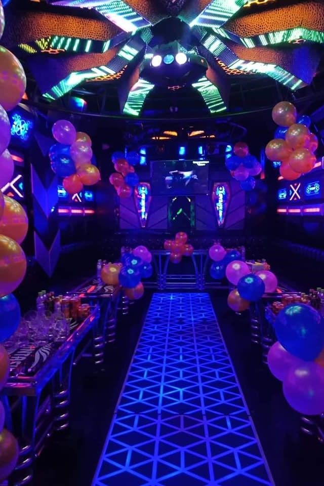 Karaoke Fantasy Club - Ngõ 50 Lê Trọng Tấn