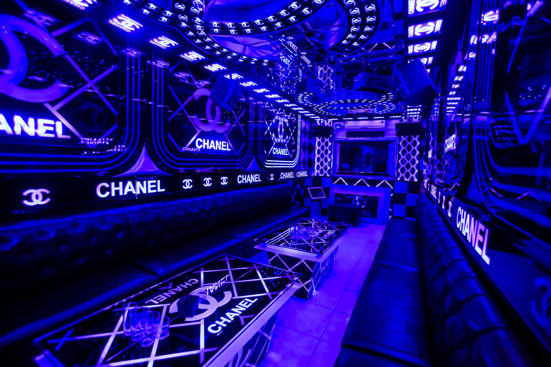 Karaoke Fica - 10 Nguyễn Chánh