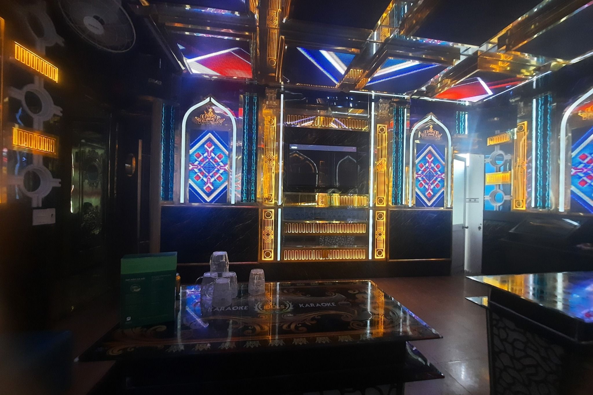 Karaoke Idol - 166 Nguyễn Thị Định