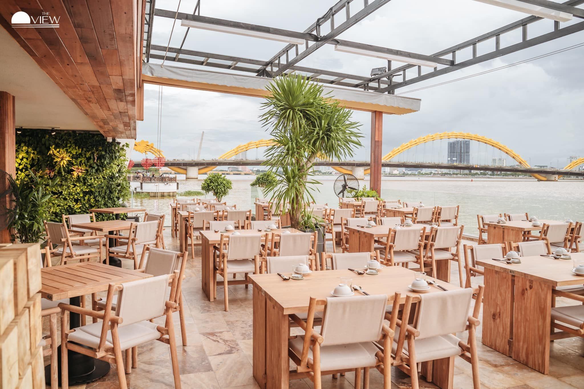 The View - Fusion Restauran & Bar - Du Thuyền Happy Yacht