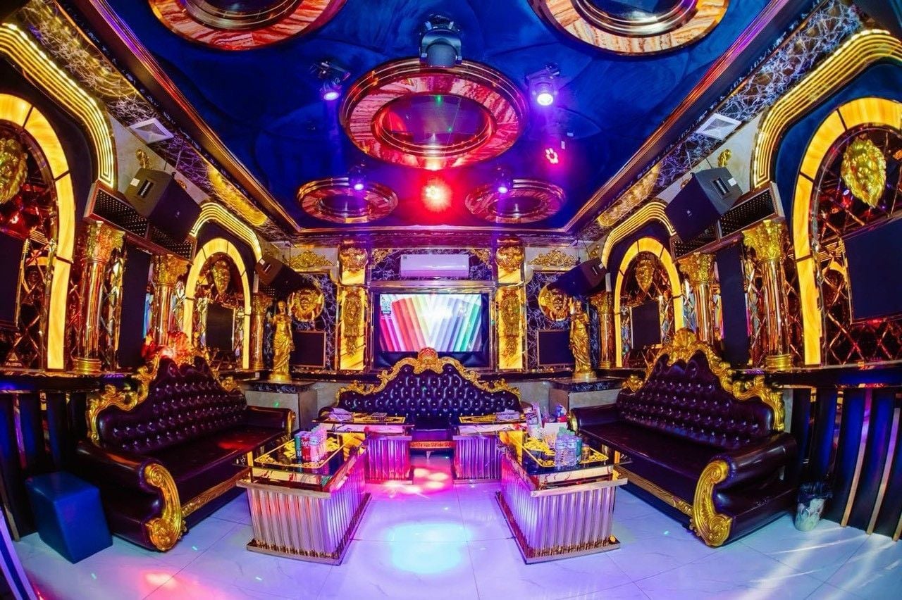 Karaoke Sen Vàng KTV - Khu 9A Bãi Cháy