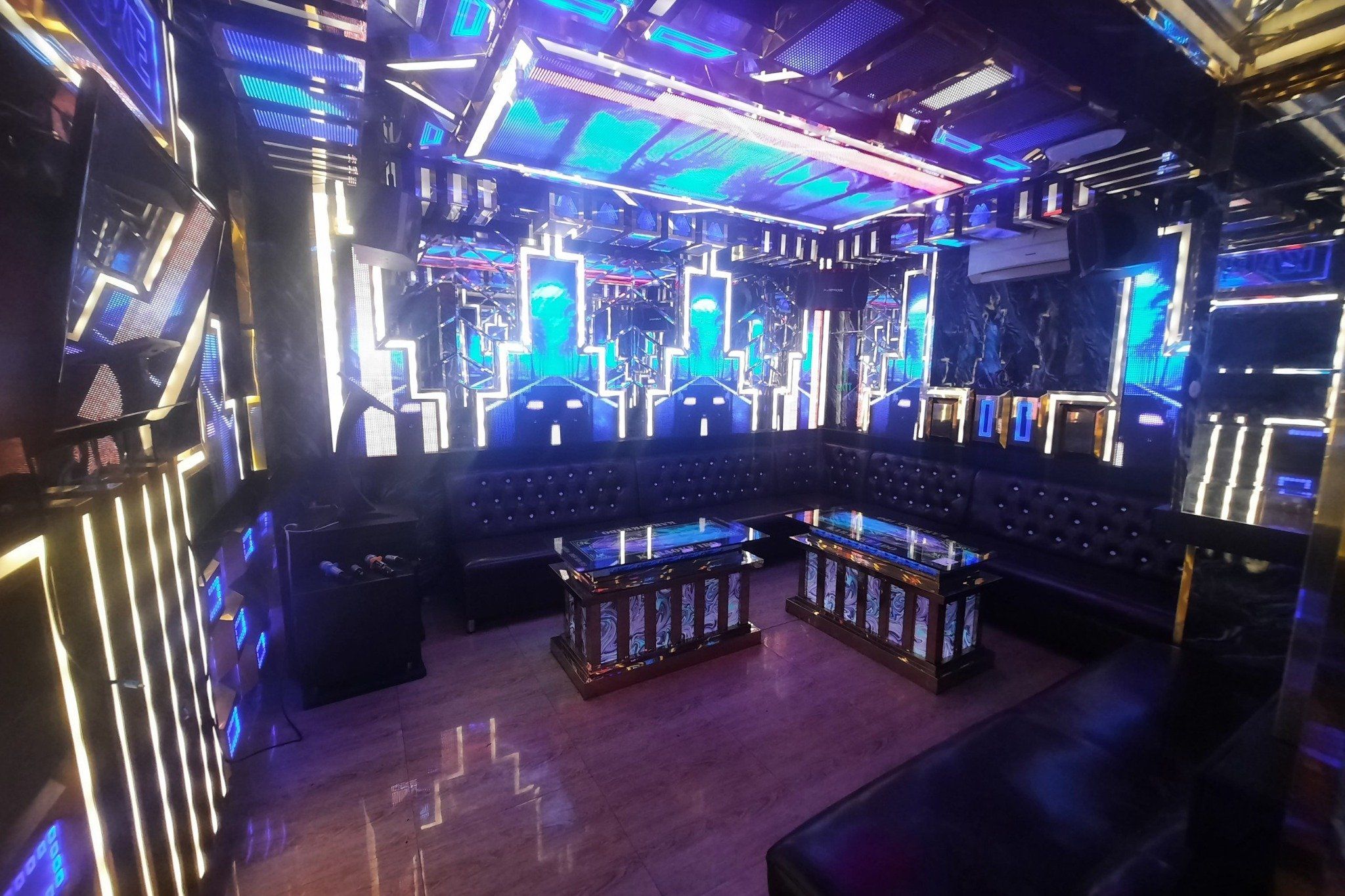Karaoke Idol - 166 Nguyễn Thị Định