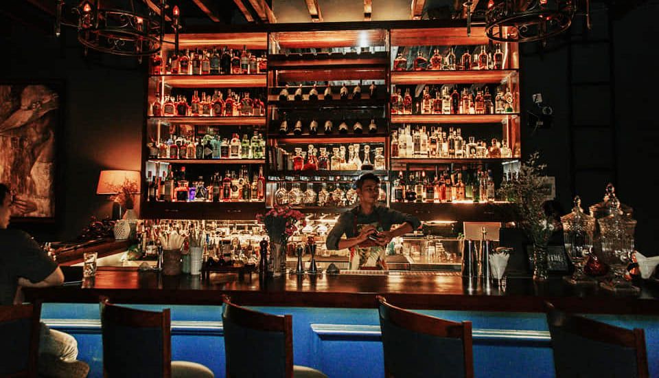 YOKO Bar & Lounge - 111 Dương Đình Nghệ