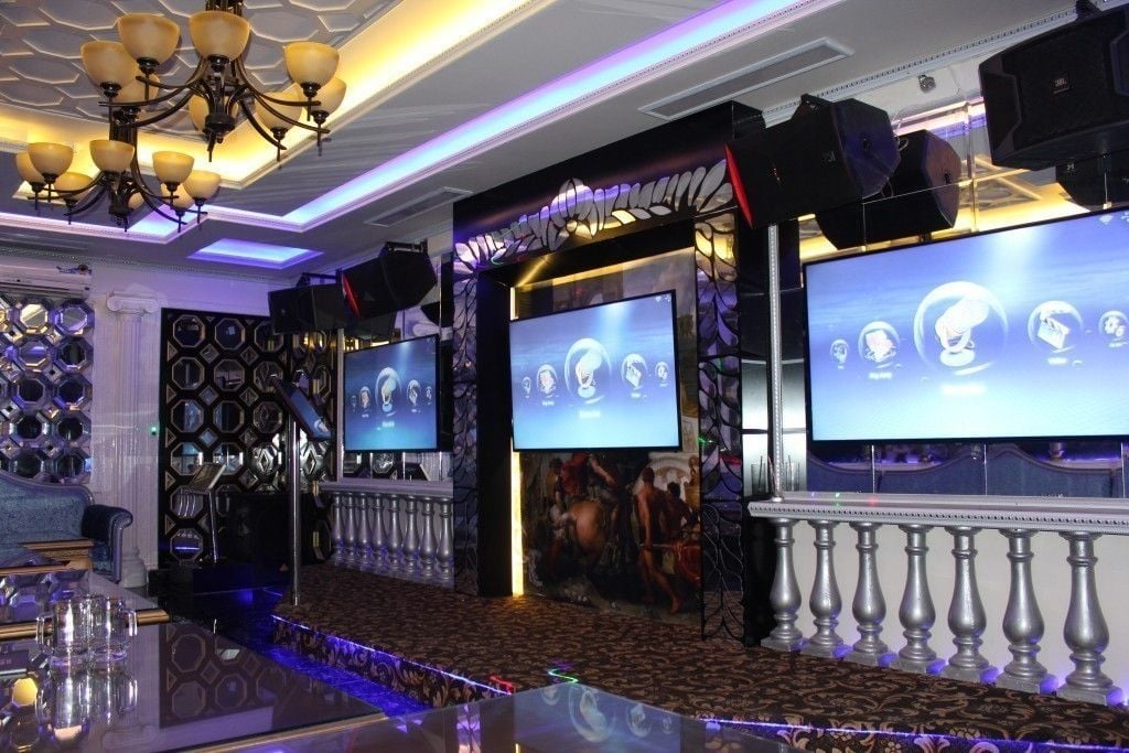 Karaoke Icool - 31 Bình Phú