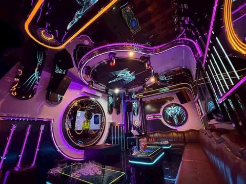 Karaoke Dubai Club - 88 Tố Hữu