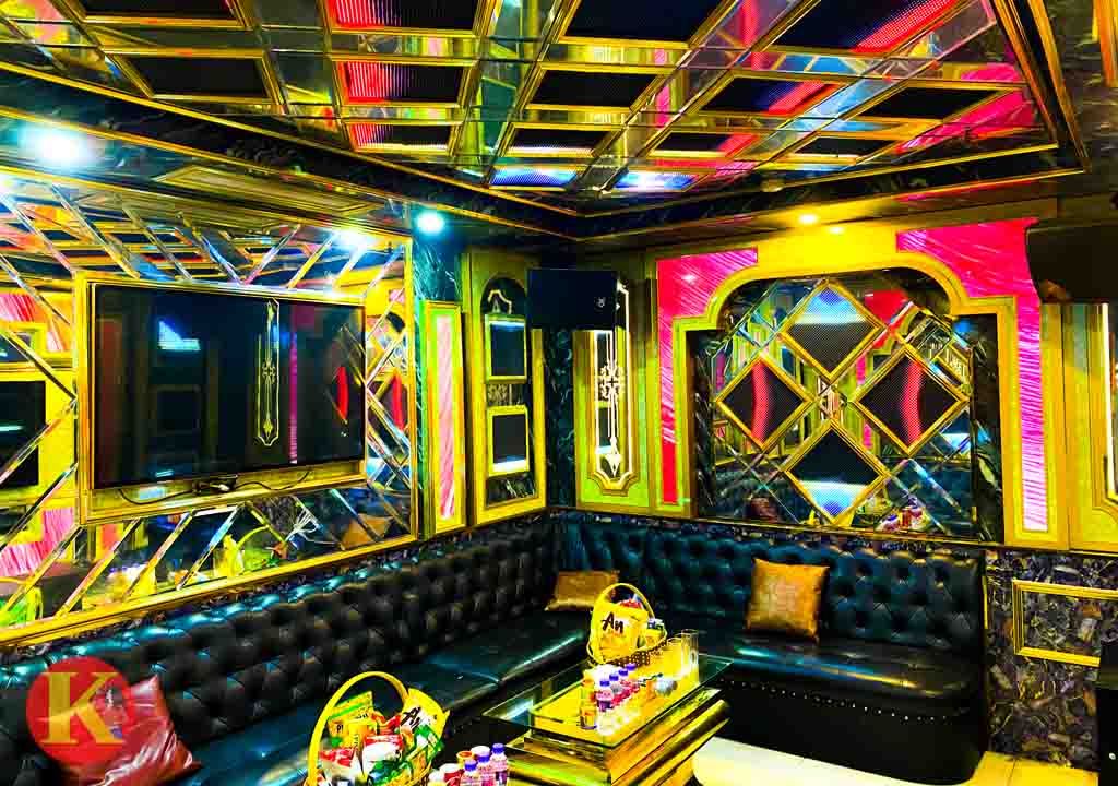 Karaoke London - 20 Lê Trọng Tấn