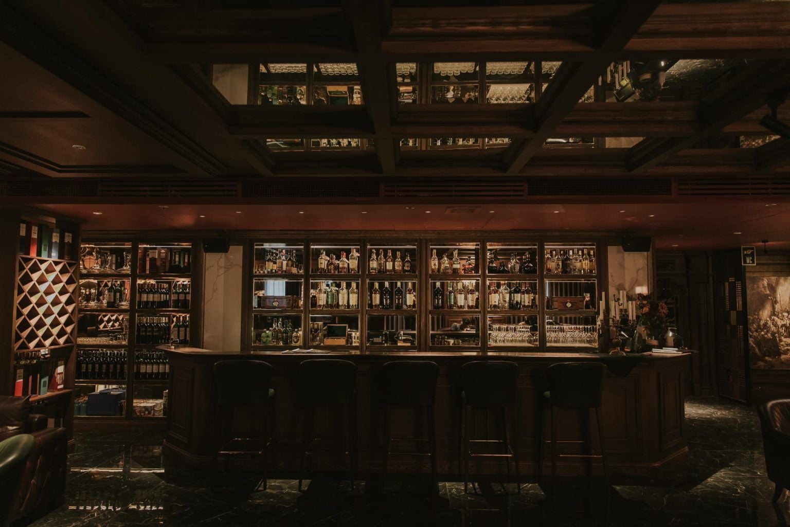 The Continental Lounge - 1A Nguyễn Tri Phương