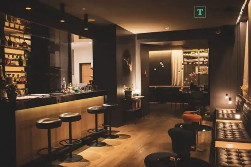 Slay Cocktail Lounge - 191 Hoàng Cầu