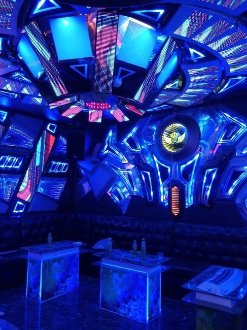 Karaoke Ánh Dương​ - 112/14 Trần Thị Hè