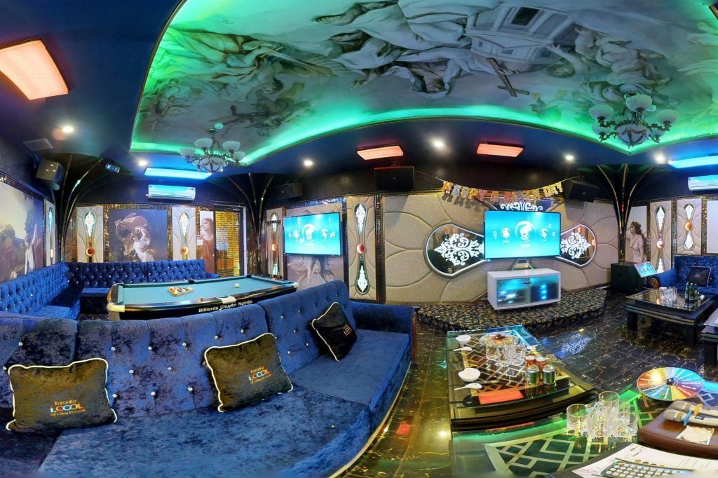 Karaoke Icool - 31 Bình Phú